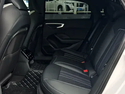 Audi 奥迪A5L