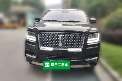 Lincoln Navigator