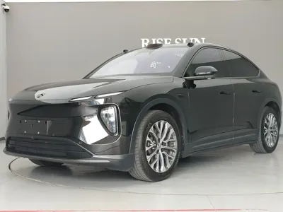 Nio EC6