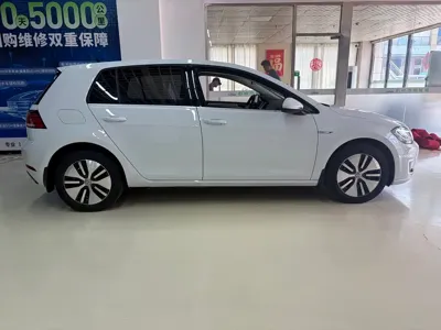 Volkswagen Golf EV