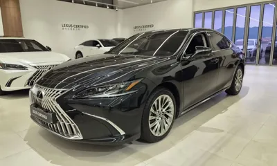 Lexus ES