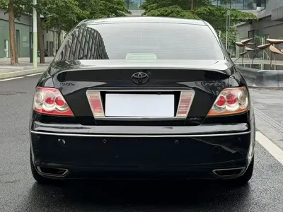 Toyota Reiz
