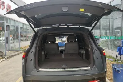 Denza N9