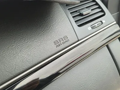 Kia Opirus