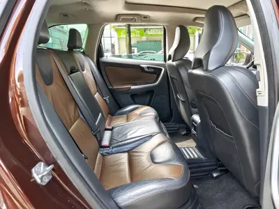 Volvo XC60 (Import)