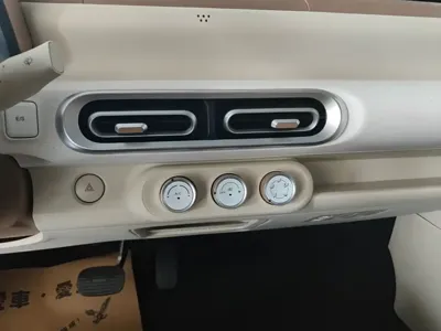 Wuling MINIEV