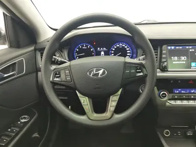 Hyundai Mistra