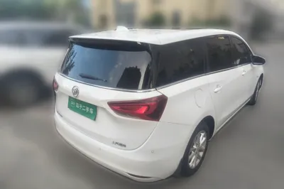 Buick GL6