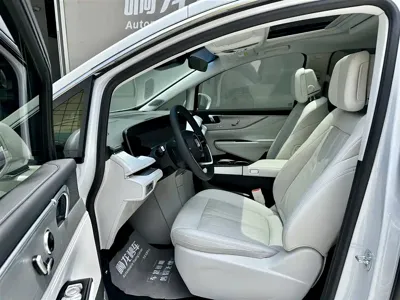 Buick GL8 Hybrid