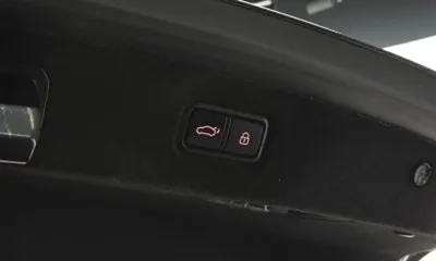 Genesis EQ900