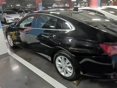 Chevrolet Malibu XL