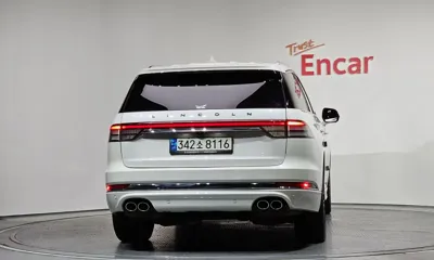 Lincoln Aviator