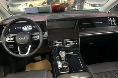 GAC Trumpchi M8