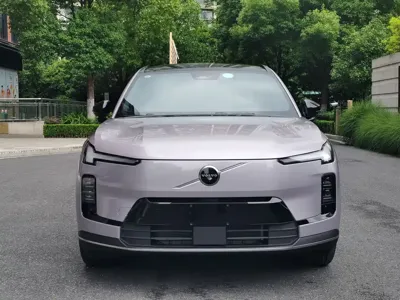 Volvo 沃尔沃XC70插电式混动