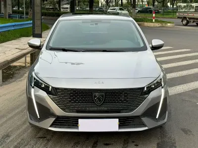 Peugeot 408