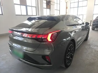 Zeekr 001
