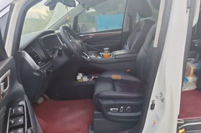 GAC Trumpchi M8