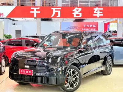 Lynk & Co 领克900