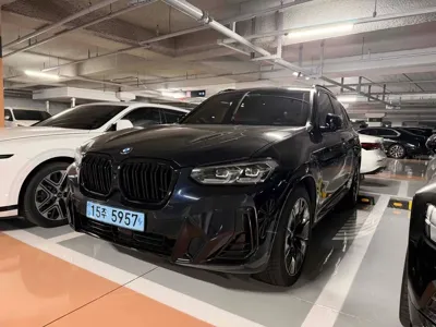 BMW iX3