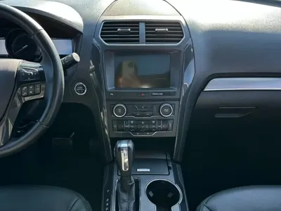 Ford Explorer (Import)