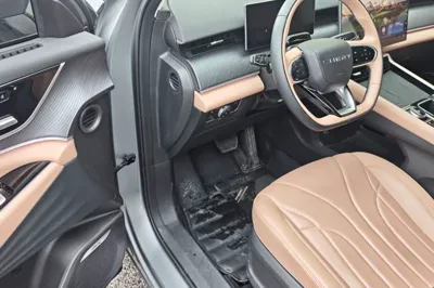 Chery Tiggo 8 L