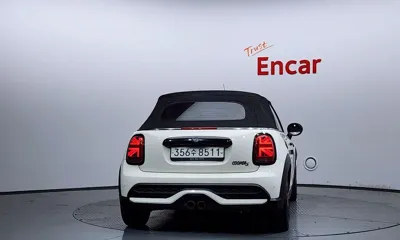 MINI Cooper Convertible