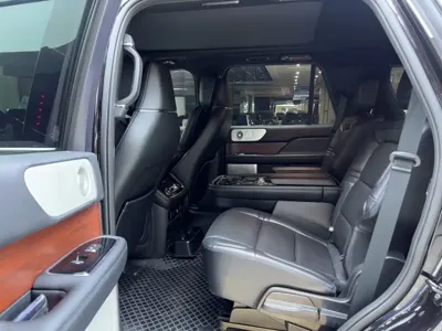 Lincoln Navigator
