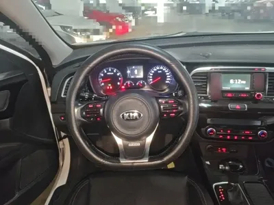 Kia K4