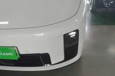 Li Auto Li Auto i8