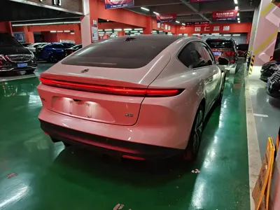 Nio ET5
