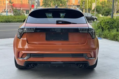 Lynk & Co 02 Hatchback