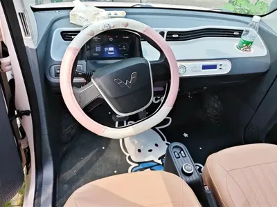 Wuling MINIEV