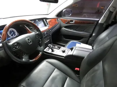 Hyundai Equus