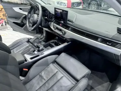 Audi A4 (Import)
