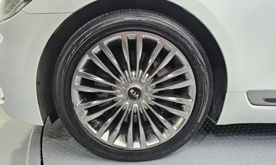 Kia K9