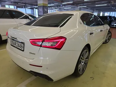 Maserati Ghibli