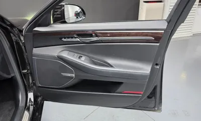 Genesis EQ900