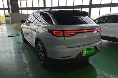 Leapmotor C11