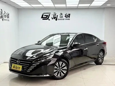 Nissan Teana