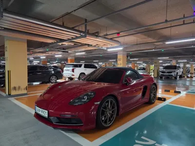 Porsche 718