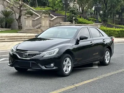 Toyota Reiz