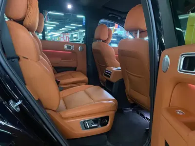 Li Auto Li L8