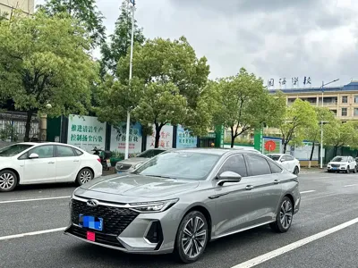 Chery Arrizo 8