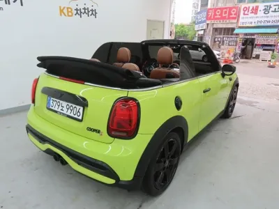MINI Cooper Convertible