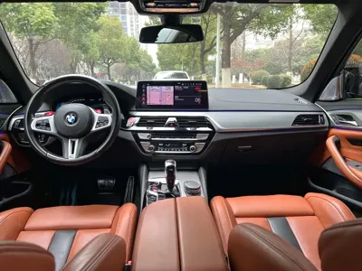 BMW M5
