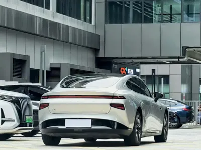 Xpeng P7