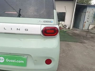 Wuling MINIEV