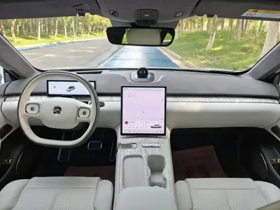 Nio ET7
