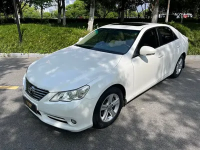Toyota Reiz