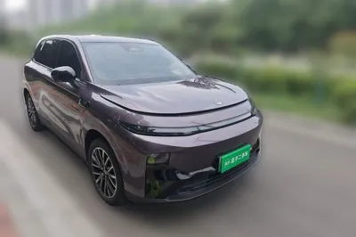 Leapmotor B10